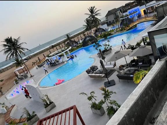 Ronike Beach